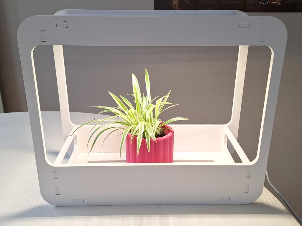 Smartwares LED groeilamp voor planten, Ophalen of Verzenden, Zo goed als nieuw, Kweeklamp