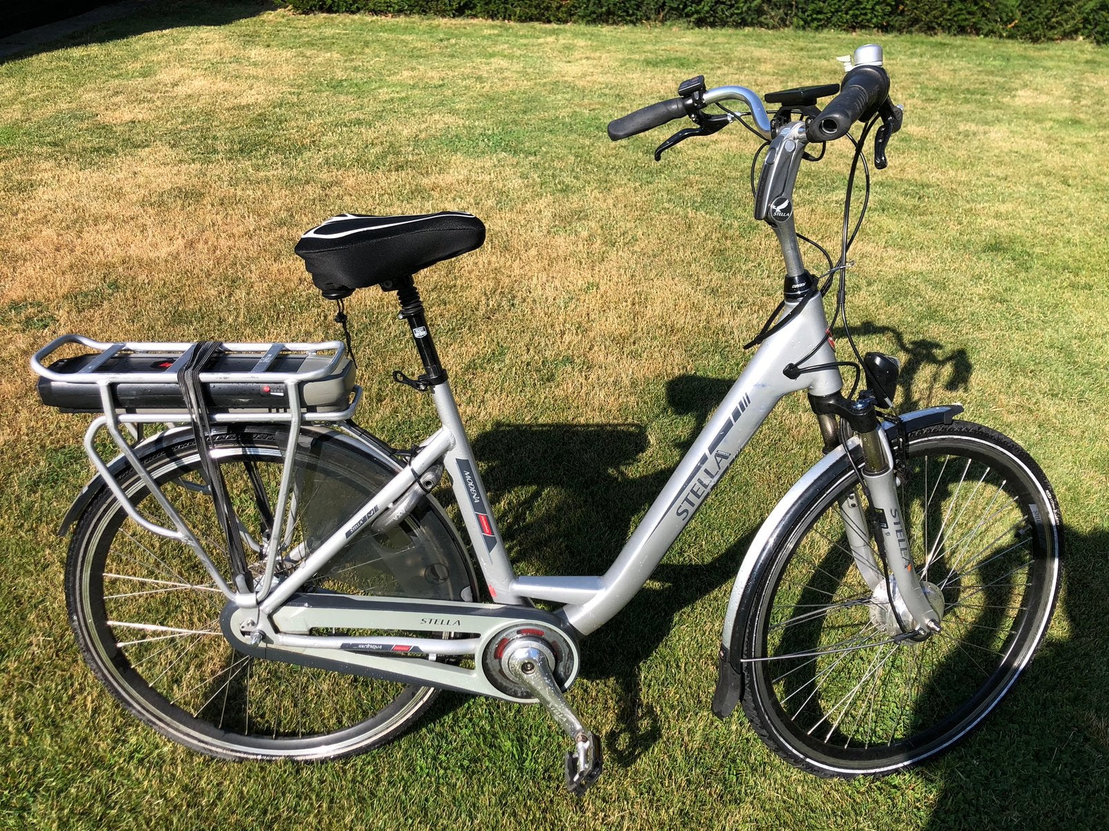 Stella Modena elektrische fiets, Gebruikt, 50 km per accu of meer, 55 tot 59 cm, Ophalen