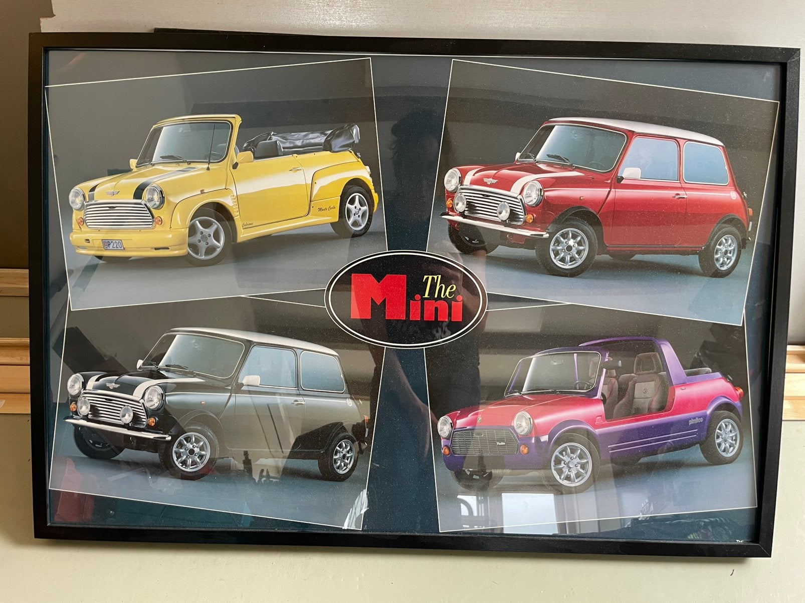 Classic Mini Cooper poster in lijst 64x94cm, Ophalen, 75 tot 100 cm, Foto of Poster