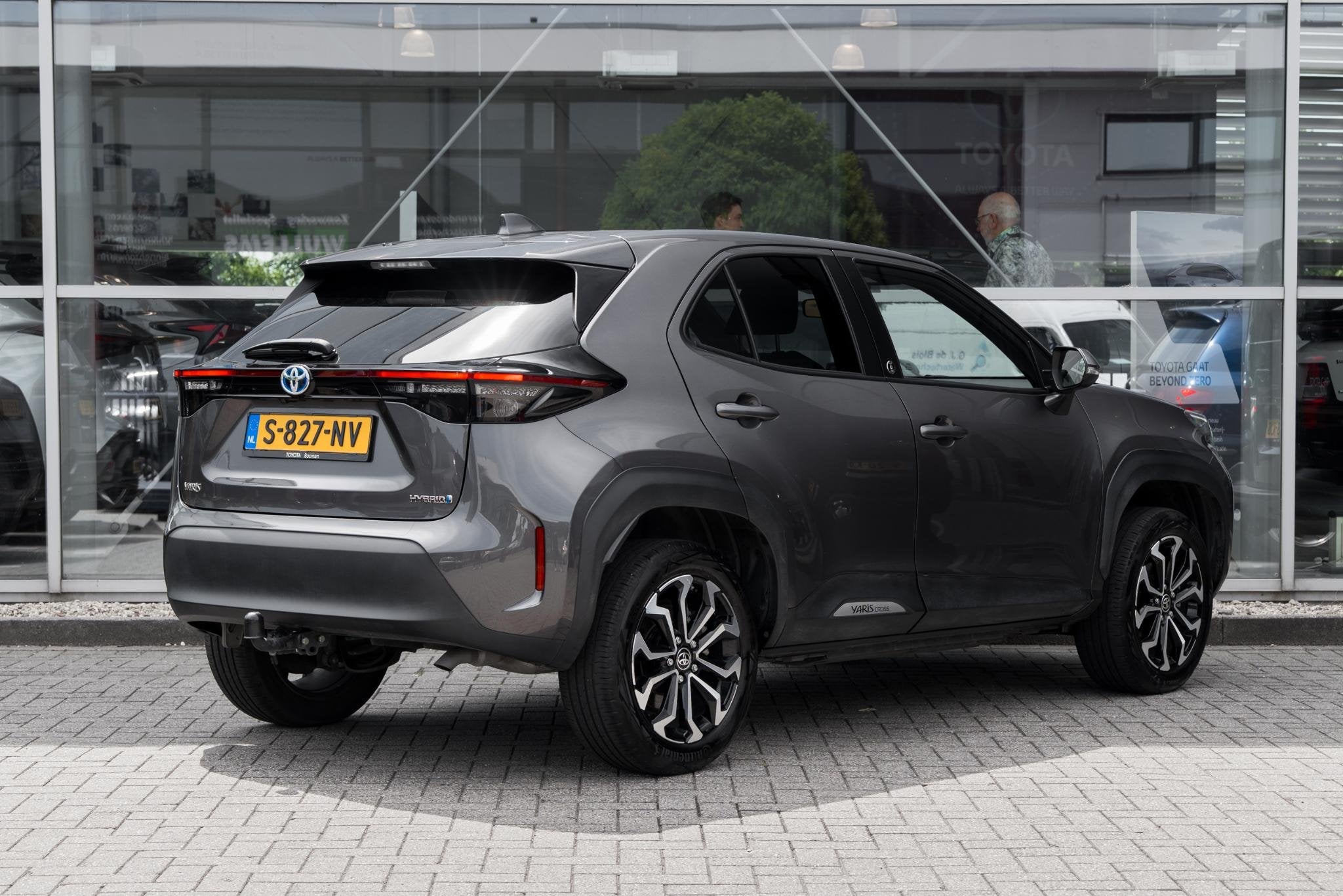 Toyota Yaris Cross 1.5 Hybrid Dynamic, Auto's, Stof, Gebruikt, 116 pk, 49 €/maand
