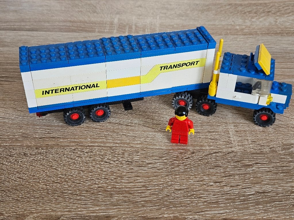 Lego nr. 6367 - Cargo Truck - Vrachtwagen - Classic Town., City, Lego, Ophalen of Verzenden, Complete set