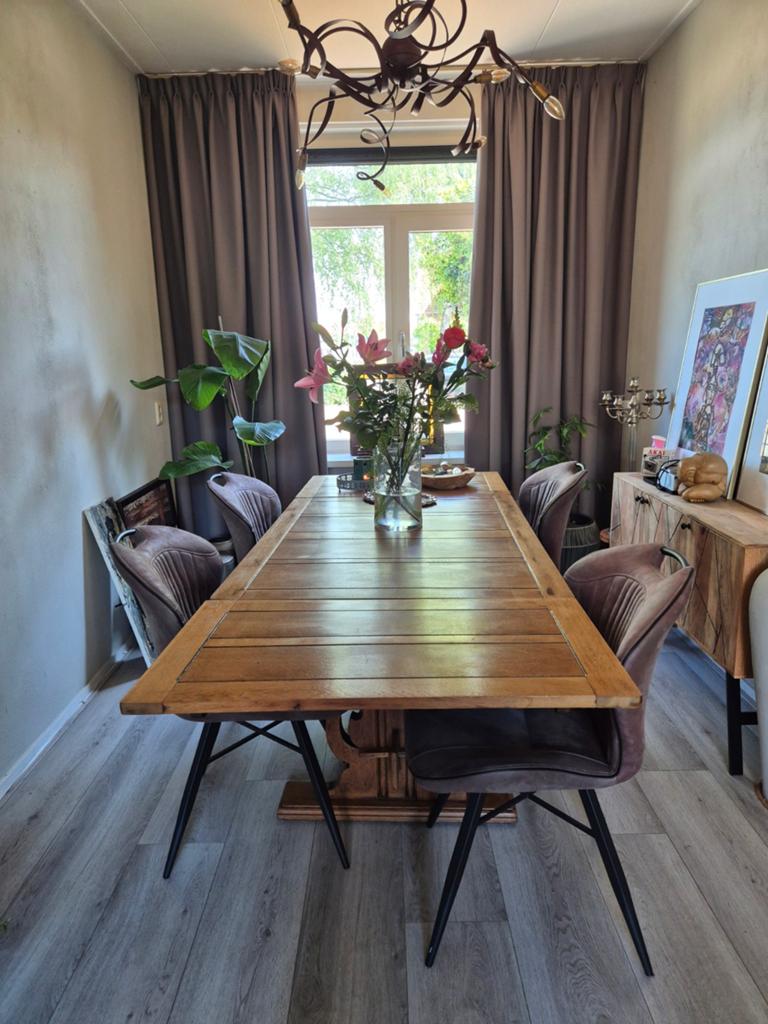 Kloostertafel uitschuifbaar met uitgesneden onderstel, Huis en Inrichting, Tafels | Eettafels, Ophalen, Gebruikt, 200 cm of meer
