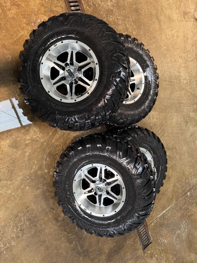 SS velgen met Maxis xeros banden Yamaha Grizzly, Ophalen, Gebruikt