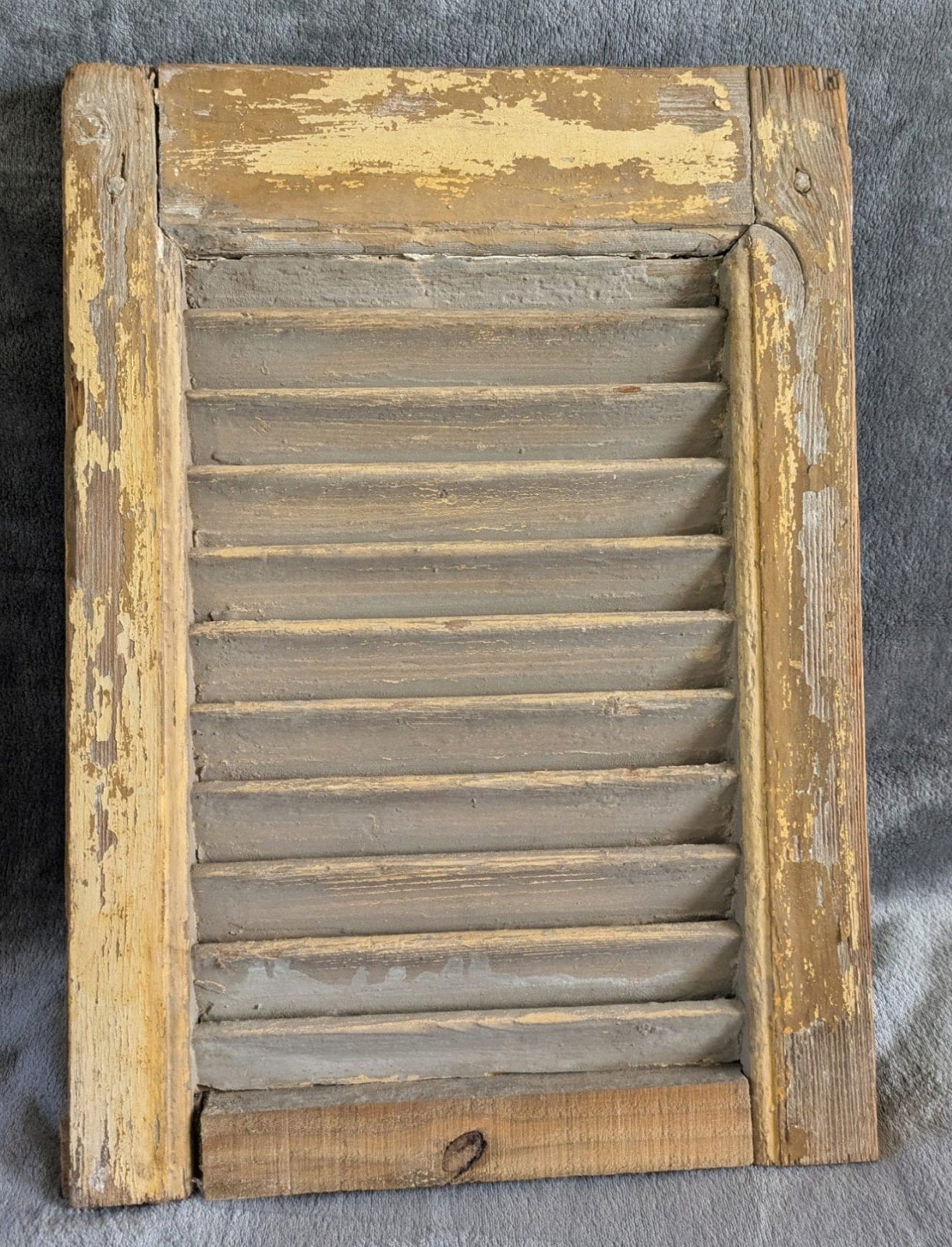 Oud Louvre Luikje, Ophalen