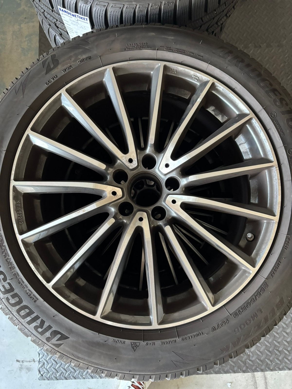 Mercedes winterset velgen met banden GLC, Auto-onderdelen, 255 mm, Banden en Velgen, Winterbanden, Ophalen