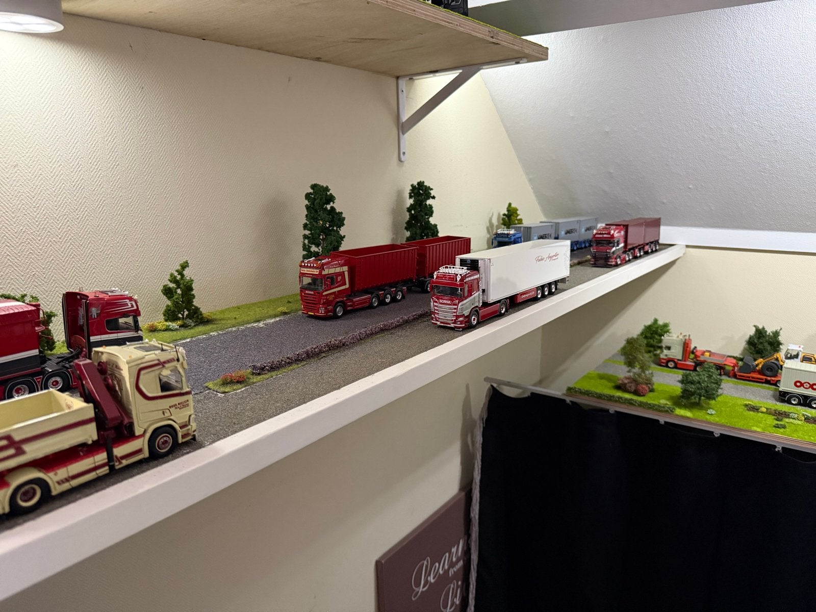 Vrachtwagen schaalmodel 1:50 - Hobby verzameling, Hobby en Vrije tijd, Modelauto's | 1:50, Ophalen, Zo goed als nieuw, Bus of Vrachtwagen