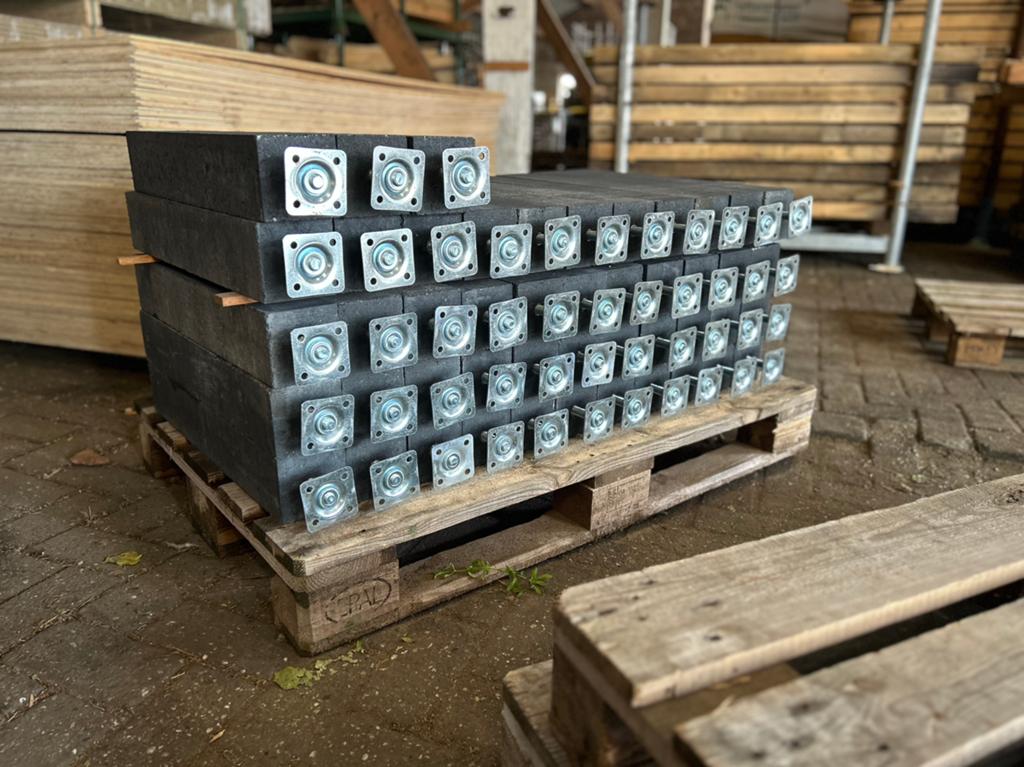 Betonpoeren, Tuin en Terras, Palen, Balken en Planken, Ophalen, 250 cm of meer, Palen