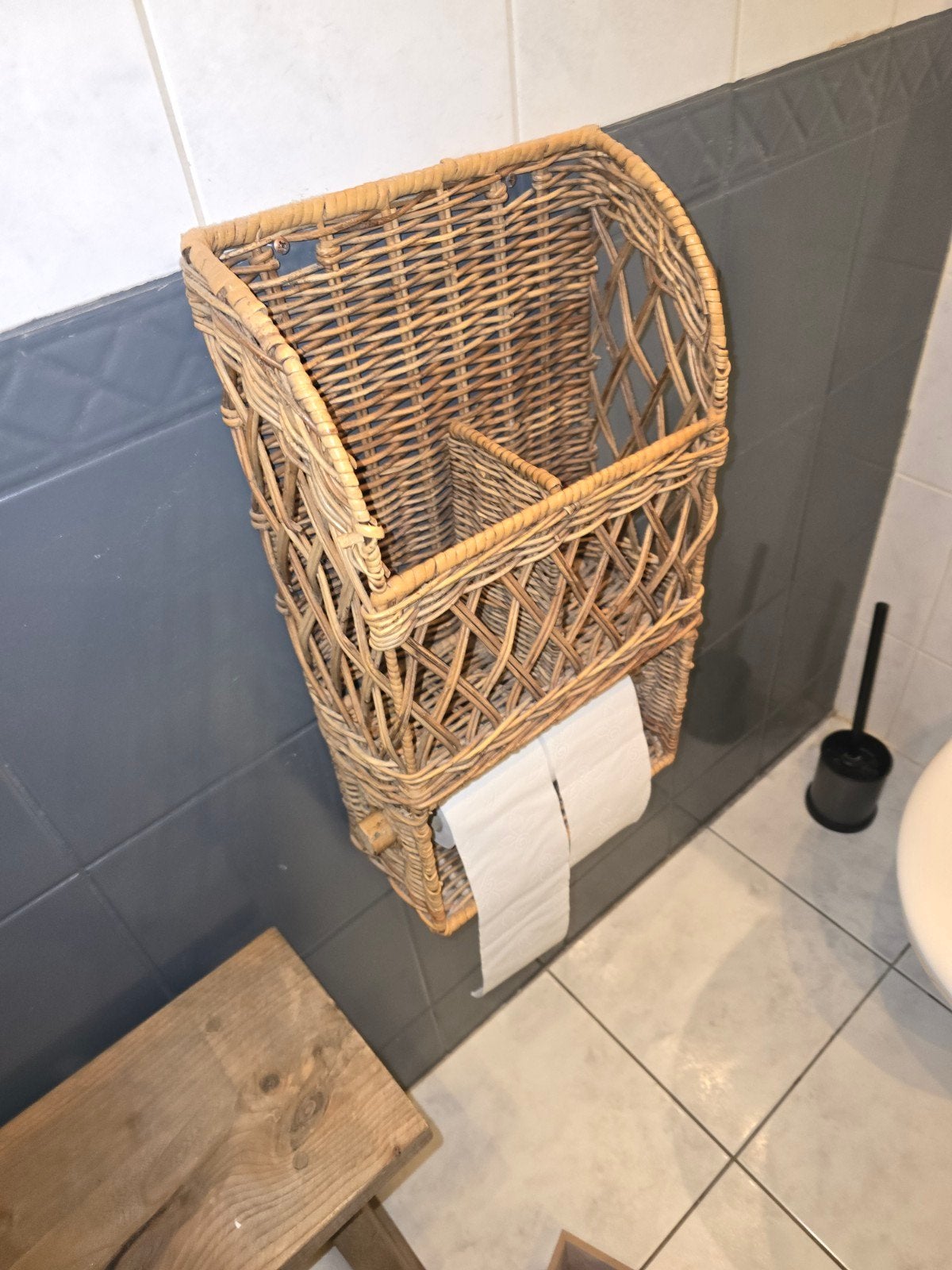 Rotan toiletrolhouder met opbergmand, Ophalen, Gebruikt, Landelijk, Natuurlijk materiaal