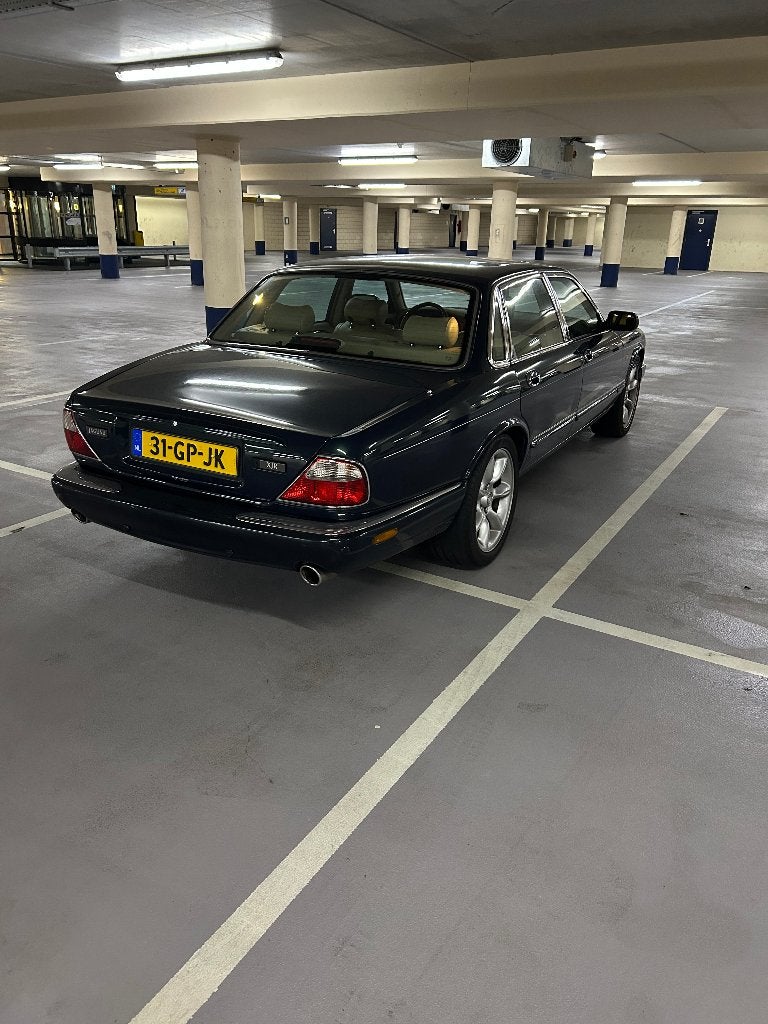 Jaguar XJR 4.0 Supercharged V8 - Emerald Green, Auto's, Automaat, Achterwielaandrijving, Particulier, Dealer onderhouden