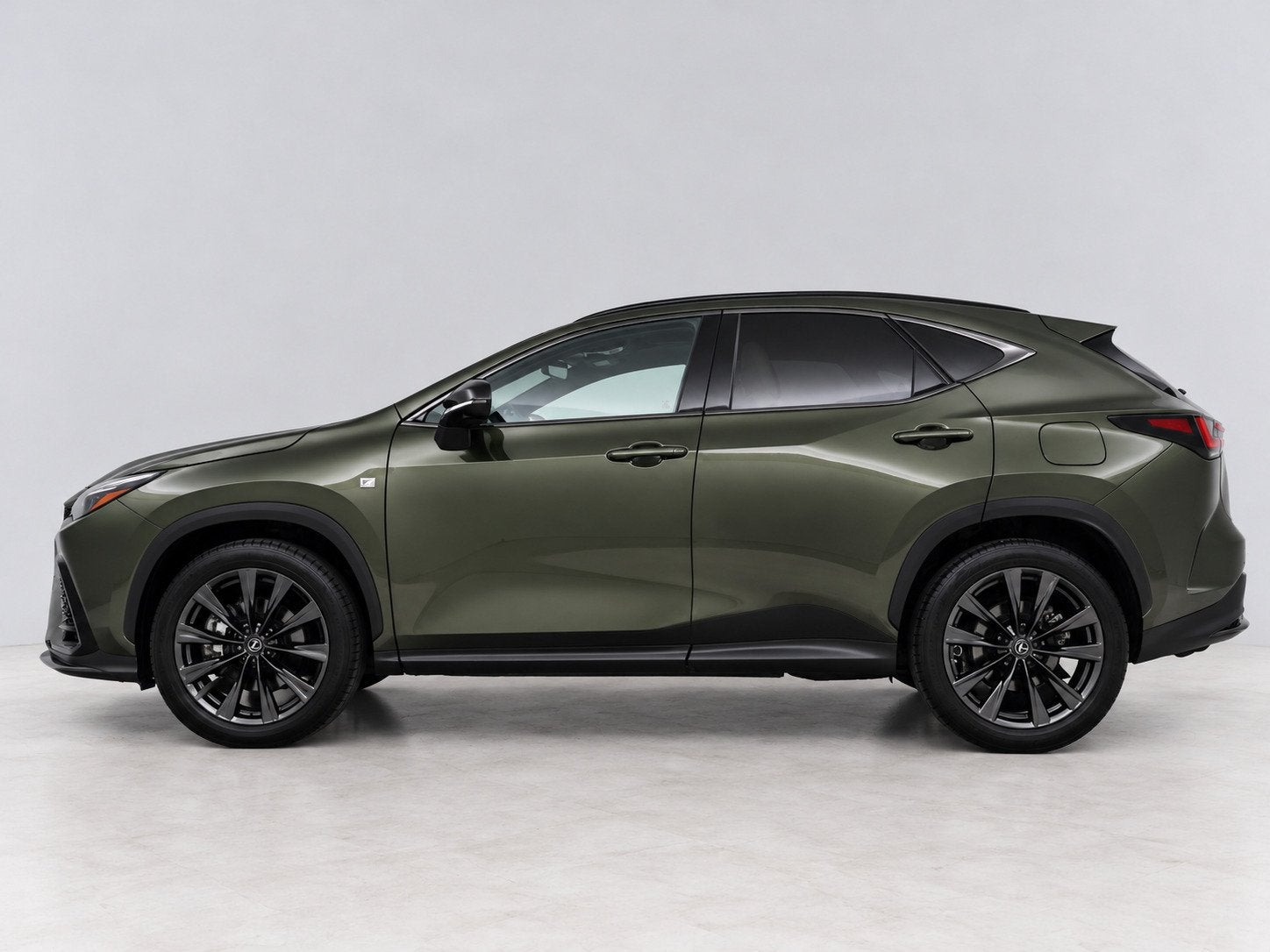 Lexus NX 450h+ AWD F SPORT Line | Schuif/Kanteldak | Stoel+S, Auto's, Gebruikt, 4 cilinders, Bedrijf, Vierwielaandrijving