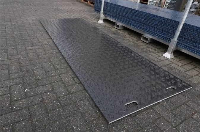KUNSTSTOF RIJPLATEN HUREN 31 METER – UDDEL & VELUWE, Ophalen, Overige materialen, 20 tot 50 mm, Zo goed als nieuw