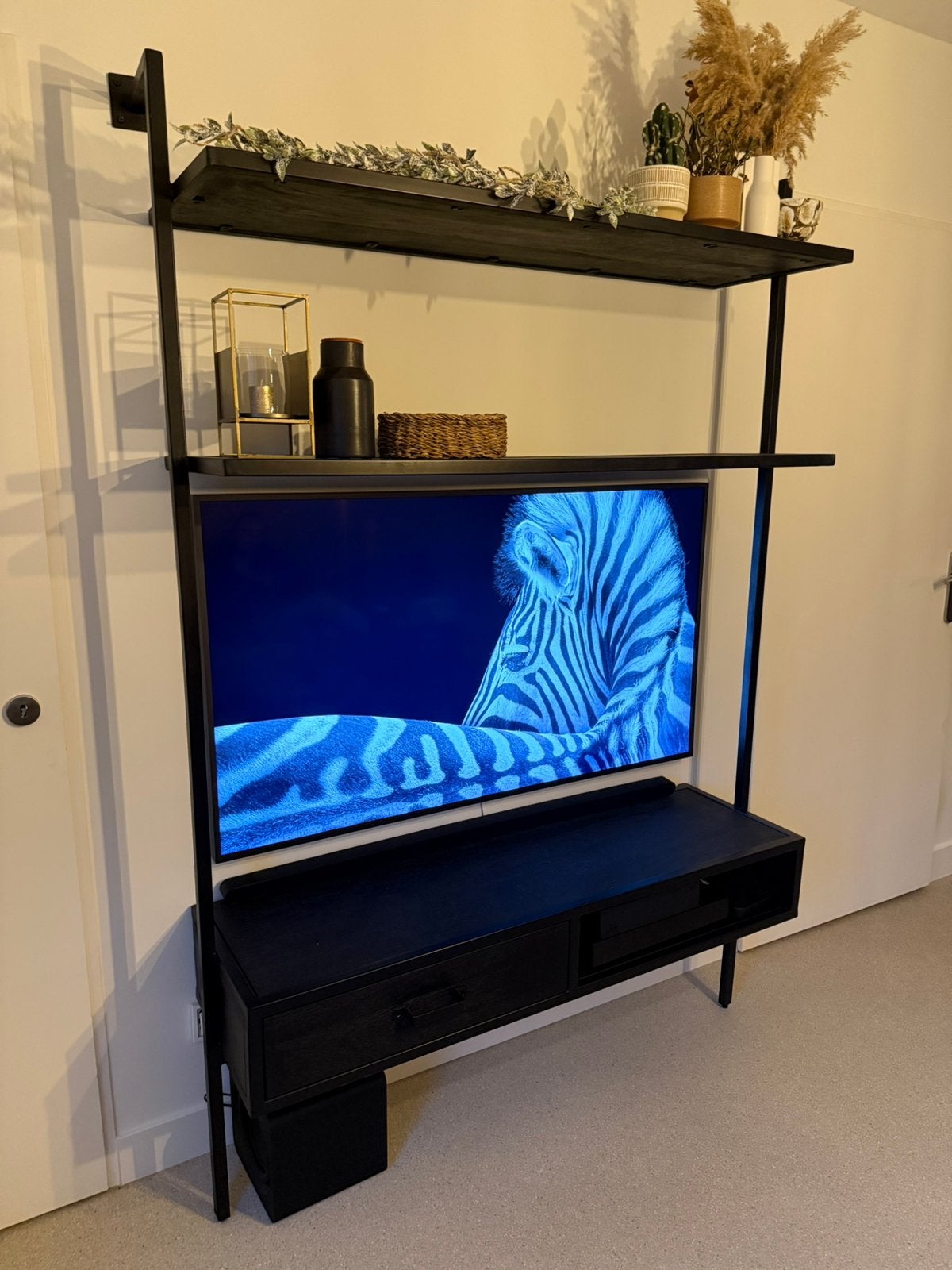 Tv meubel, Gebruikt, 100 tot 150 cm, Profijt, 25 tot 50 cm