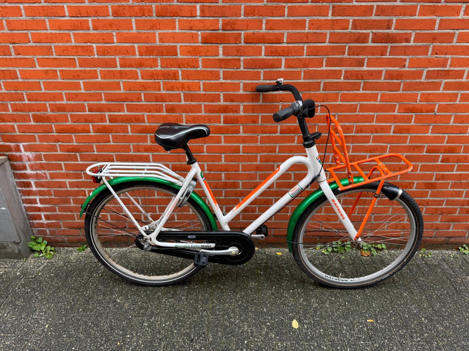 Postcodeloterij fiets 28 inch omafiets  3 versnellingen 57cm, Fietsen en Brommers, Fietsen | Dames | Damesfietsen, Ophalen, Terugtraprem
