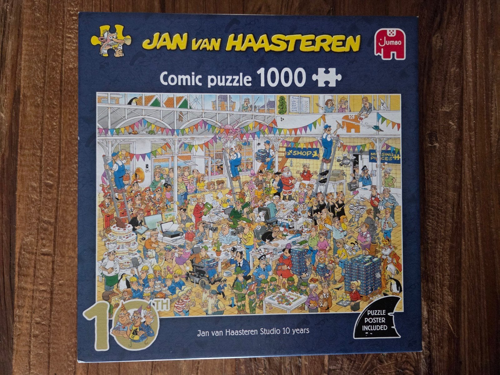 Puzzel Jan van Haasteren Studo 10 years, Ophalen of Verzenden, 500 t/m 1500 stukjes, Zo goed als nieuw, Legpuzzel
