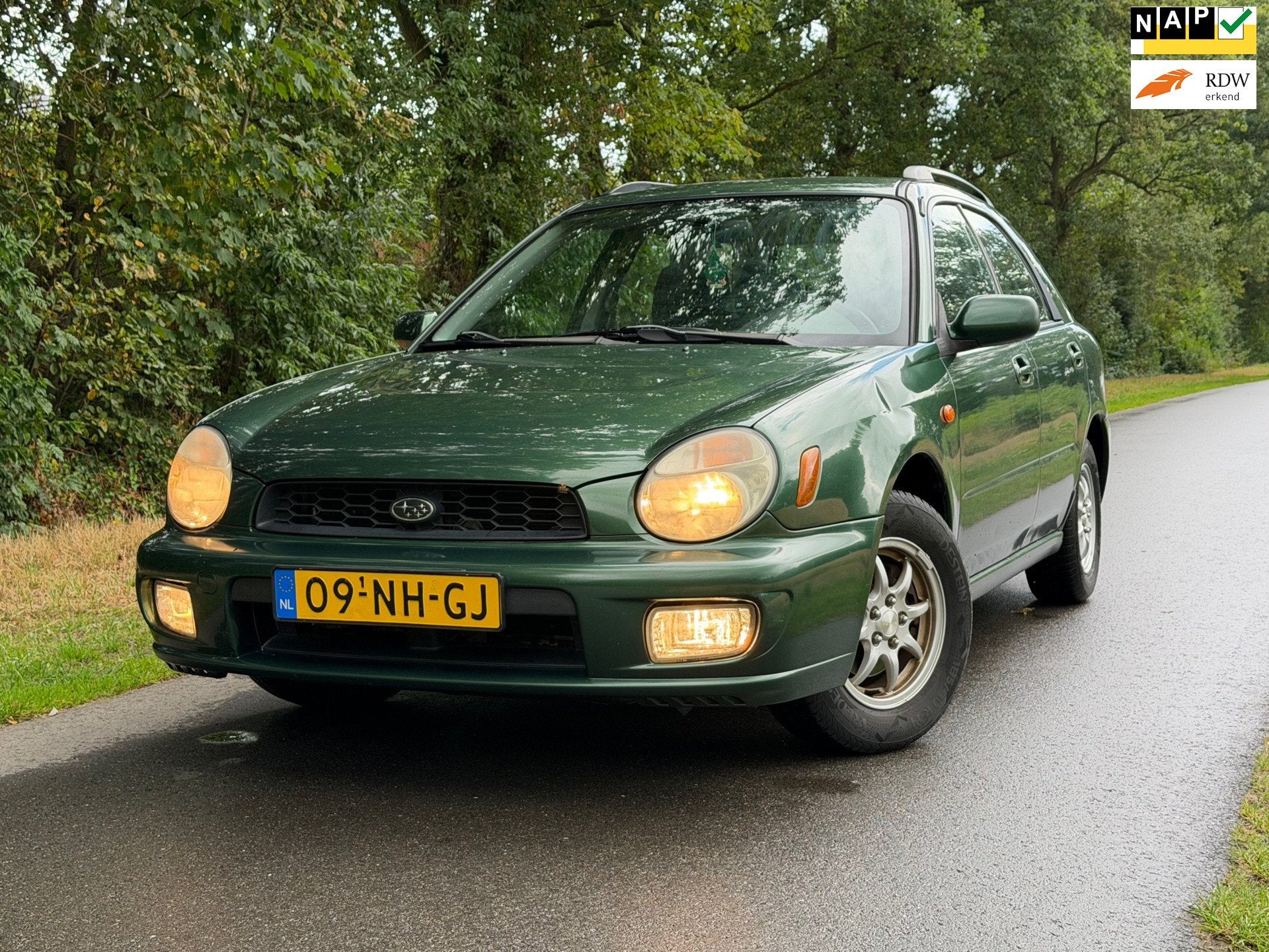 Subaru Impreza Plus 1.6 TS AWD | 4 x 4 + Airco Nu € 1.975,, Auto's, Elektrische ramen, Gebruikt, Handgeschakeld, Vierwielaandrijving