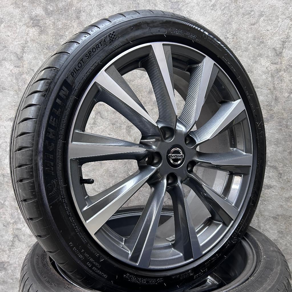 DIV 19 inch originele velgen + zomerbanden Nissan Qashqai, 19 inch, Gebruikt, Banden en Velgen, Ophalen of Verzenden