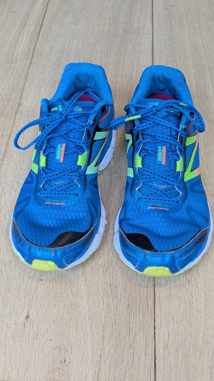 New Balance zaal- of hardloopschoenen - Blauw/Geel 43, Gebruikt, Hardloopschoenen, Hardlopen, Ophalen