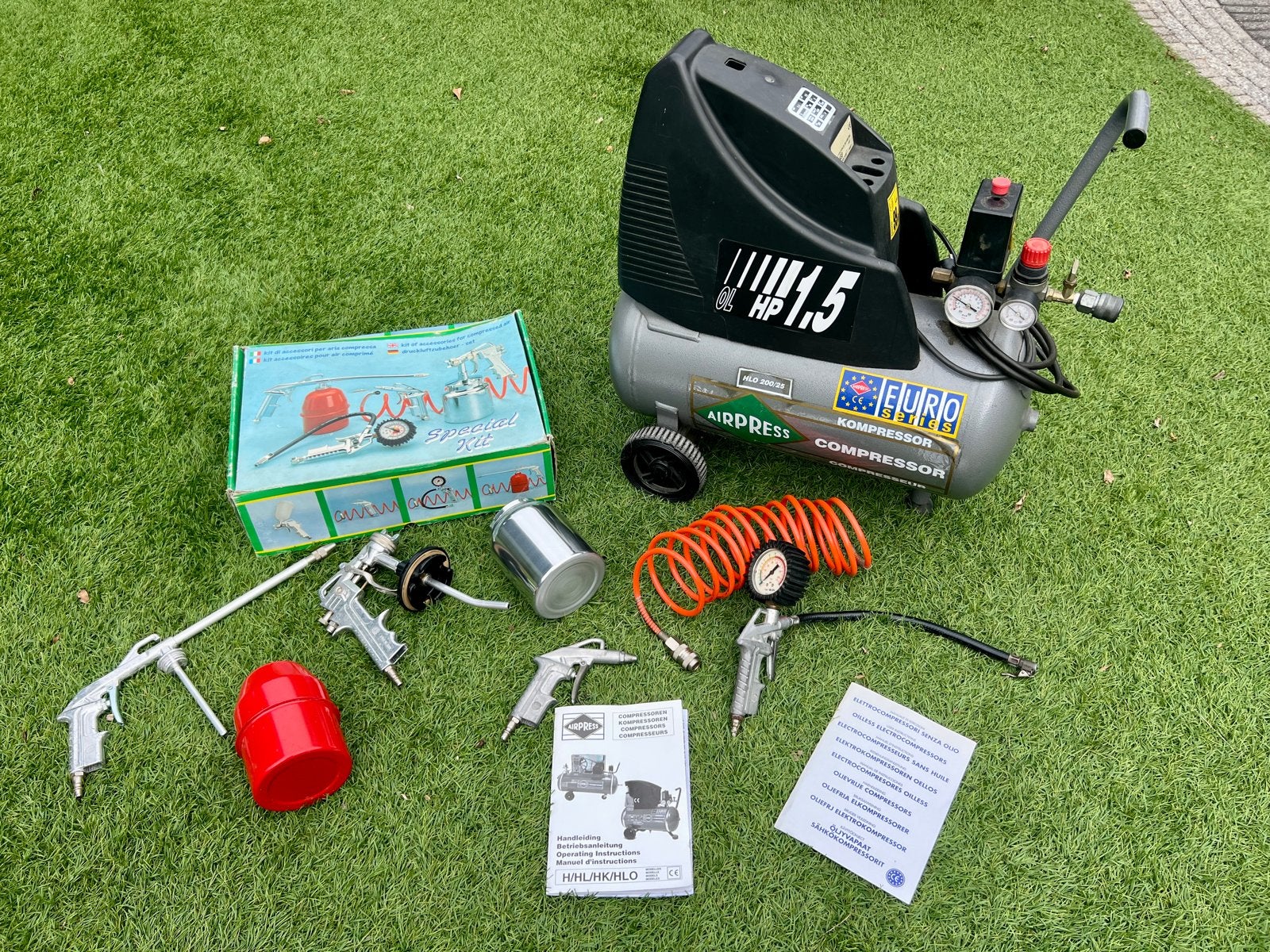 Airpress Compressor met vele Accessoires, Ophalen, Gebruikt, 6 tot 10 bar, 25 tot 100 liter