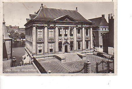 Ansichtkaart 	Den Haag	Mauritshuis, Verzenden, 1940 tot 1960, Gelopen, Zuid-Holland