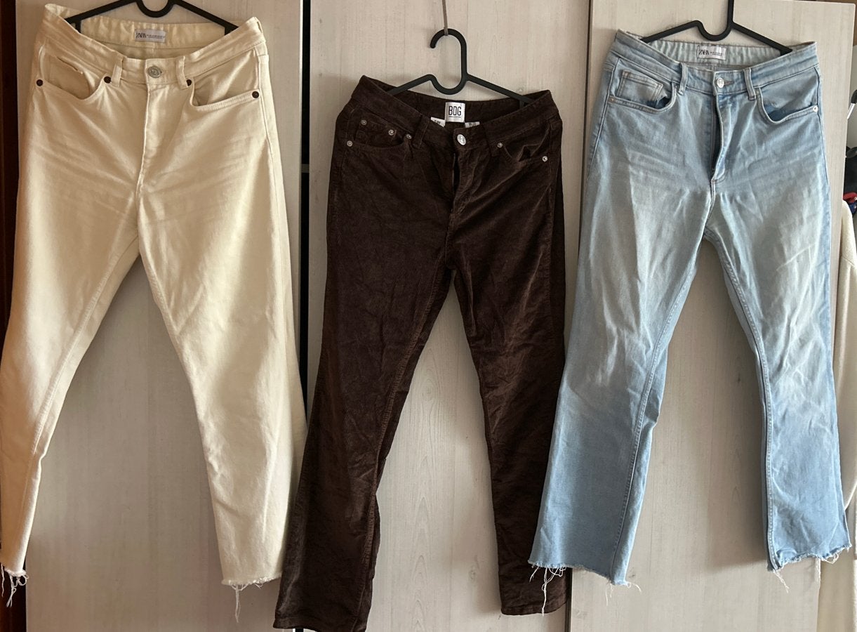 Set van 3 spijkerbroeken: Zara en BDG Urban Outfitters, Beige, Ophalen of Verzenden, Maat 36 (S), Lang