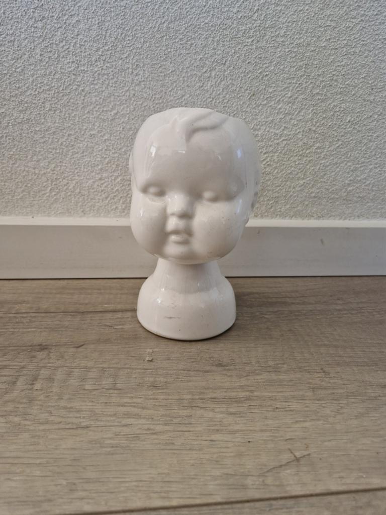 Bloempot gezicht hoofd wit baby baby doll jaren 70 pot, Rond, Ophalen of Verzenden, Aardewerk, Minder dan 40 cm