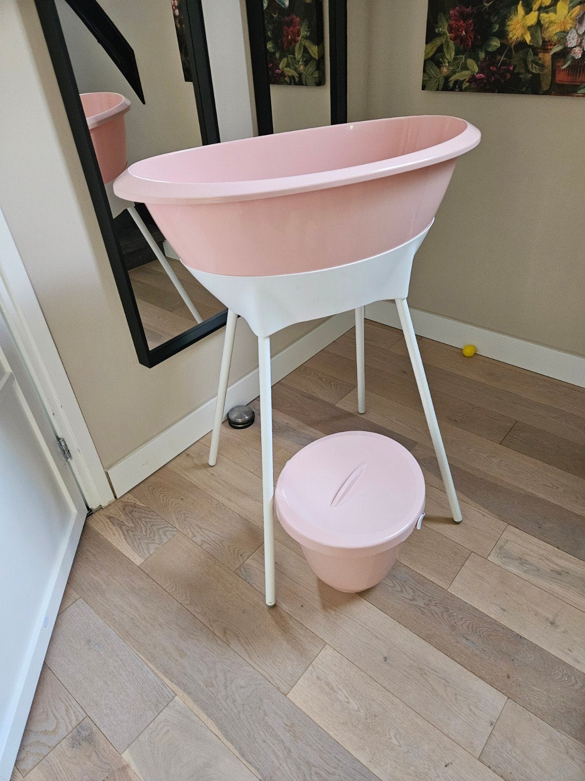Bébé-jou babybadje met standaard en luieremmer, Ophalen, Zo goed als nieuw, Badje, Bébé-jou