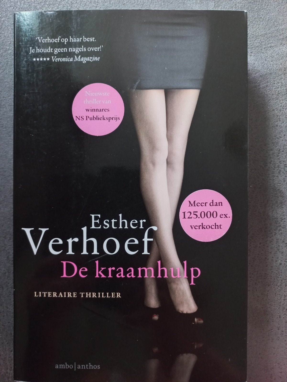 3x Esther Verhoef €2,50 per stuk,  alles voor €6,50, Ophalen