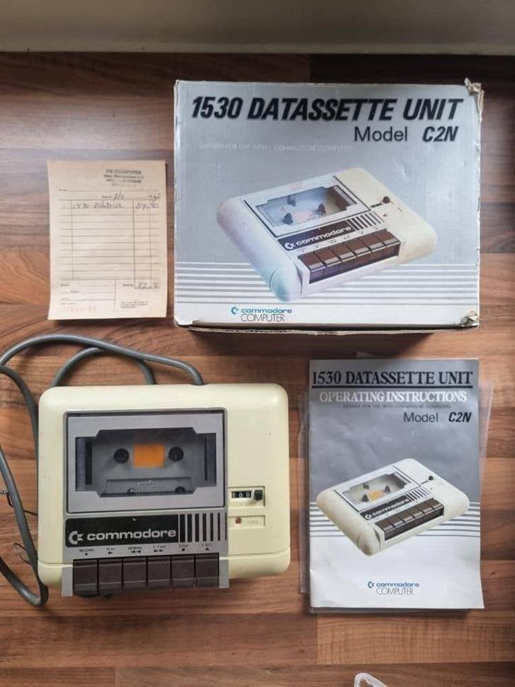 Commodore 1530 Datasette Unit, Spelcomputers en Games, Spelcomputers | Atari, Ophalen of Verzenden, Zo goed als nieuw, Met 1 controller