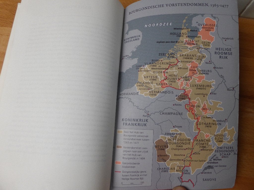 Bart van Loo - De Bourgondiërs - Aartsvaders vd Lage Landen, Boeken, Gelezen, Europa, Ophalen of Verzenden, Bart Van Loo