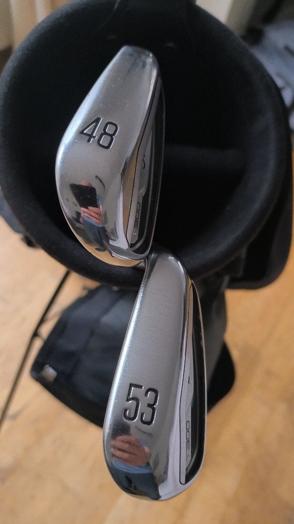 Titleist T300 Wedges (48 & 53), Sport en Fitness, Golf, Ophalen of Verzenden, Gebruikt, Club, Overige merken