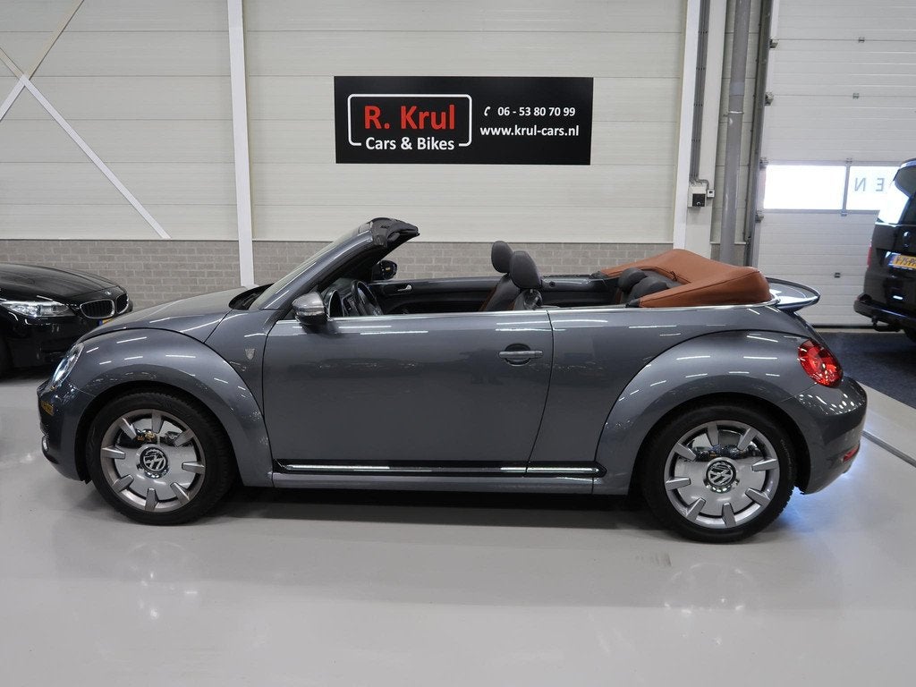Volkswagen Beetle Cabriolet 2.0 TSI Sport Karmann 220pk Auto, 15 km/l, Gebruikt, 4 cilinders, 4 stoelen