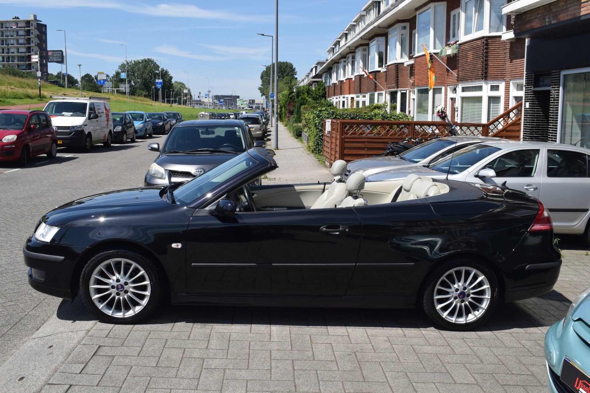 Saab 9-3 Cabrio 1.8t Vector 1E EIG NL AUTO 75.253 KM NAP, Auto's, 1998 cc, Gebruikt, 4 cilinders, 4 stoelen