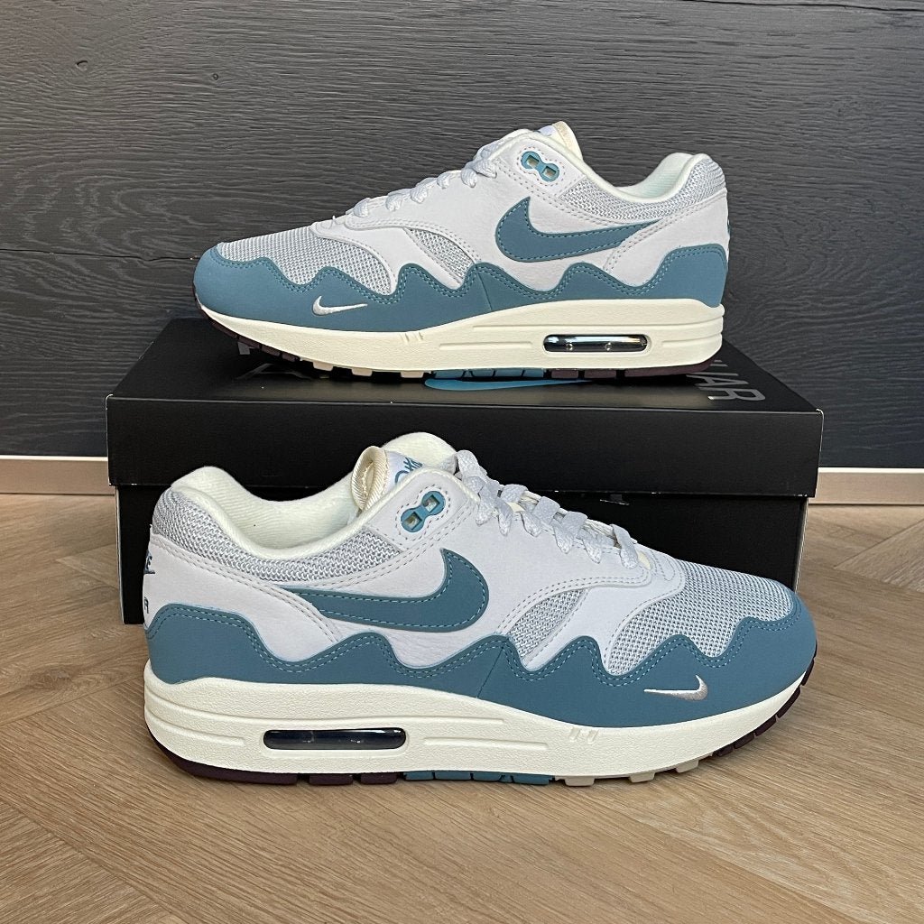 Nike Air Max 1 Patta Waves Noise Aqua maat 41 NIEUW, Kleding | Heren, Schoenen, Ophalen of Verzenden, Nieuw, Blauw
