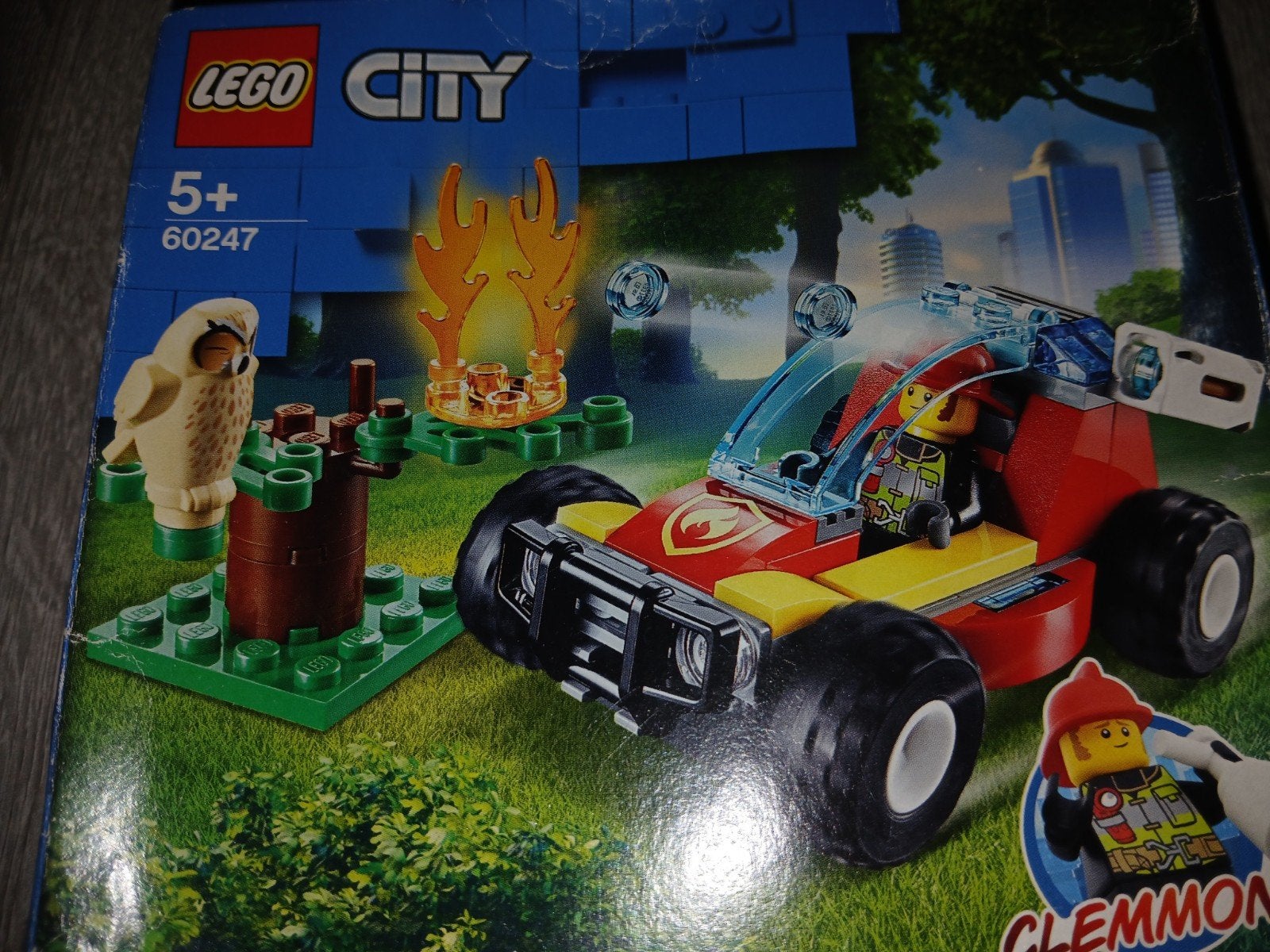 LEGO City 60247 Brandweerbosbrand met beschadigde doos, Ophalen of Verzenden, Gebruikt