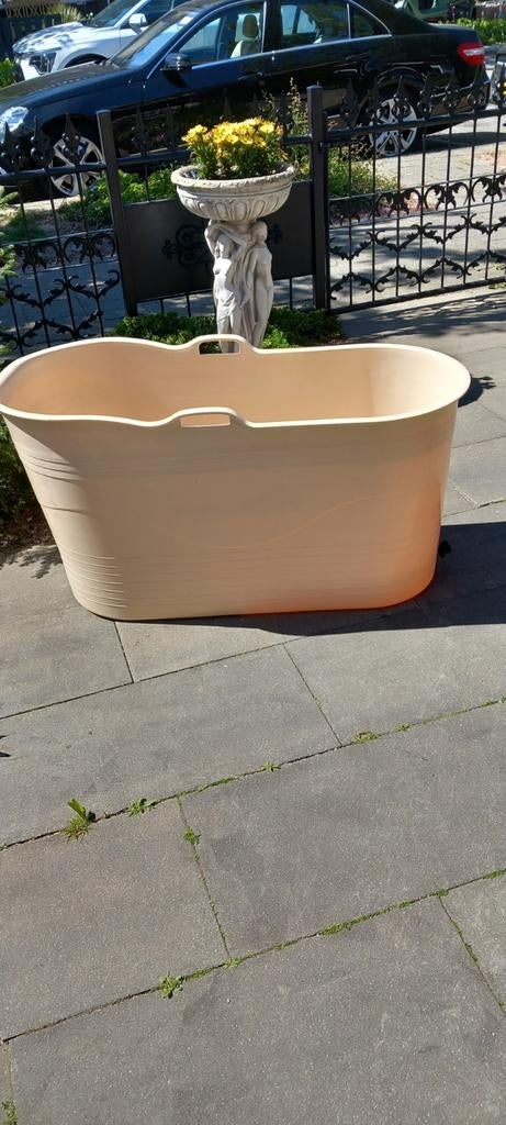 Zo goed als nieuwe,hard plastic badkuip/ijsbad., Ophalen, Zo goed als nieuw, Wit