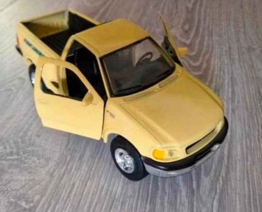 Modelauto Ford F-150 Pickup Truck, Ophalen of Verzenden, Zo goed als nieuw, Auto, Overige merken