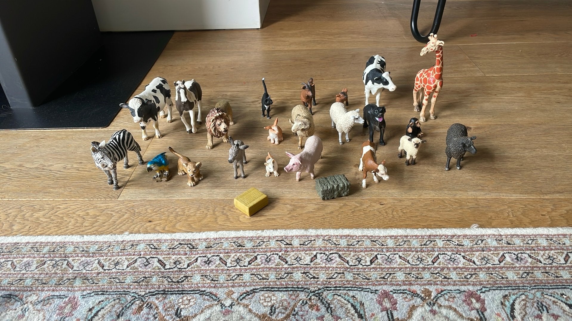 Schleich dieren - boerderij + zebra aap giraffe leeuw, Verzamelen, Poppetjes en Figuurtjes, Ophalen of Verzenden, Gebruikt