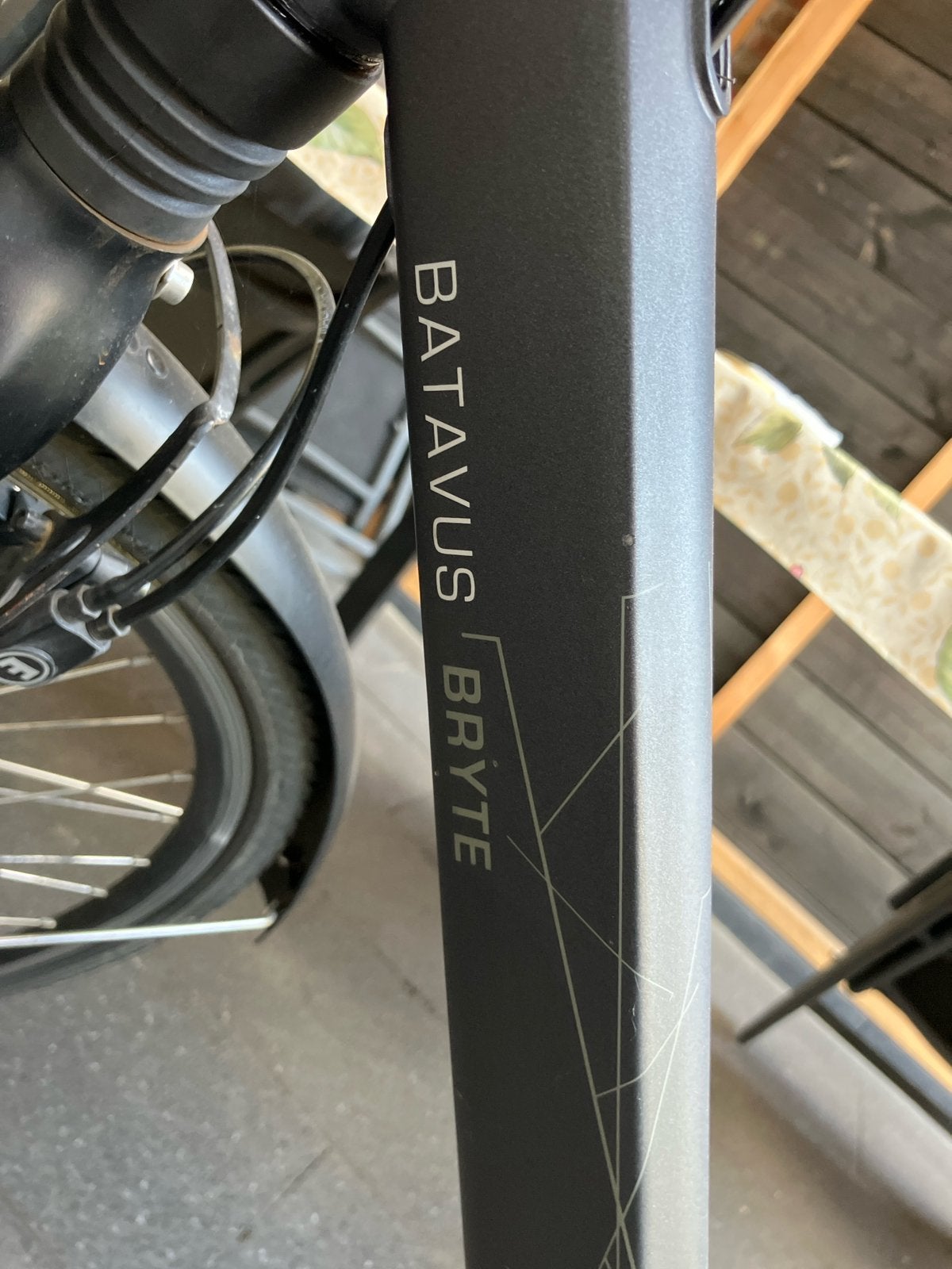 ONDERDEEL VAN FIETS VERVANGEN, Verzenden, Zo goed als nieuw