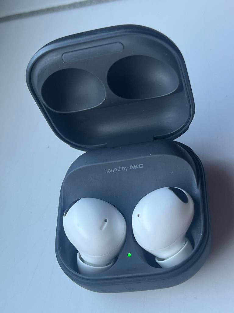 Samsung Galaxy Buds Pro 2 - Wit met zwarte case (defect), Ophalen of Verzenden, Gebruikt, Overige merken, Draadloos