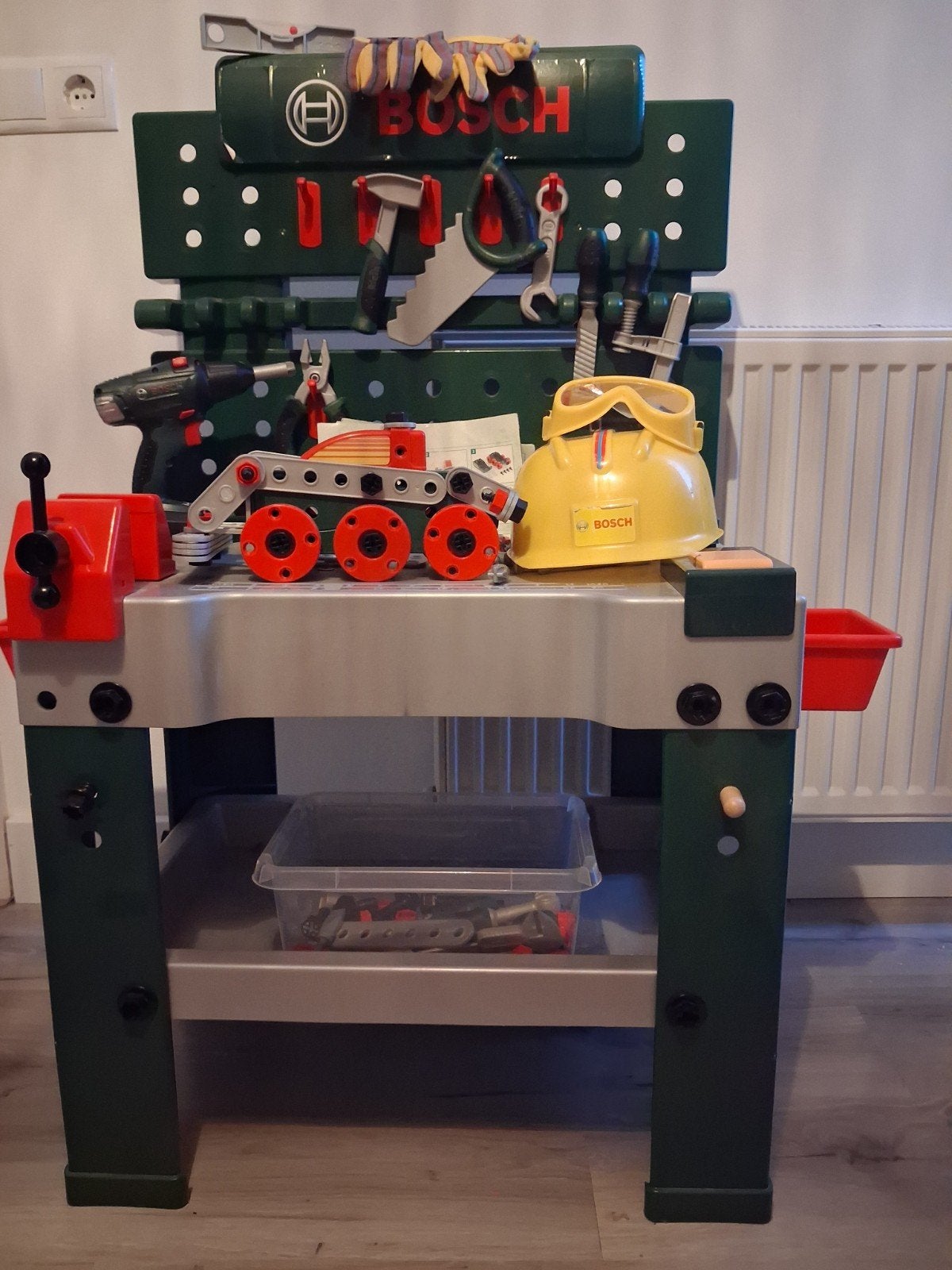 Bosch werktafel kinderen, Ophalen