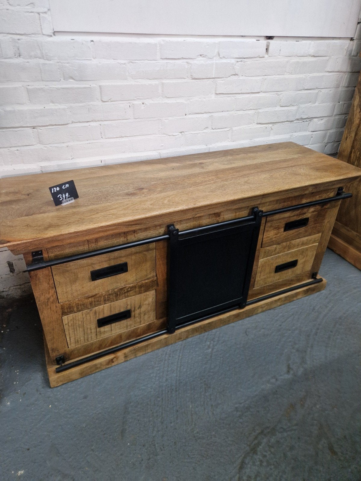 Foto 7 van Mooie nieuwe mangohouten tv-kasten