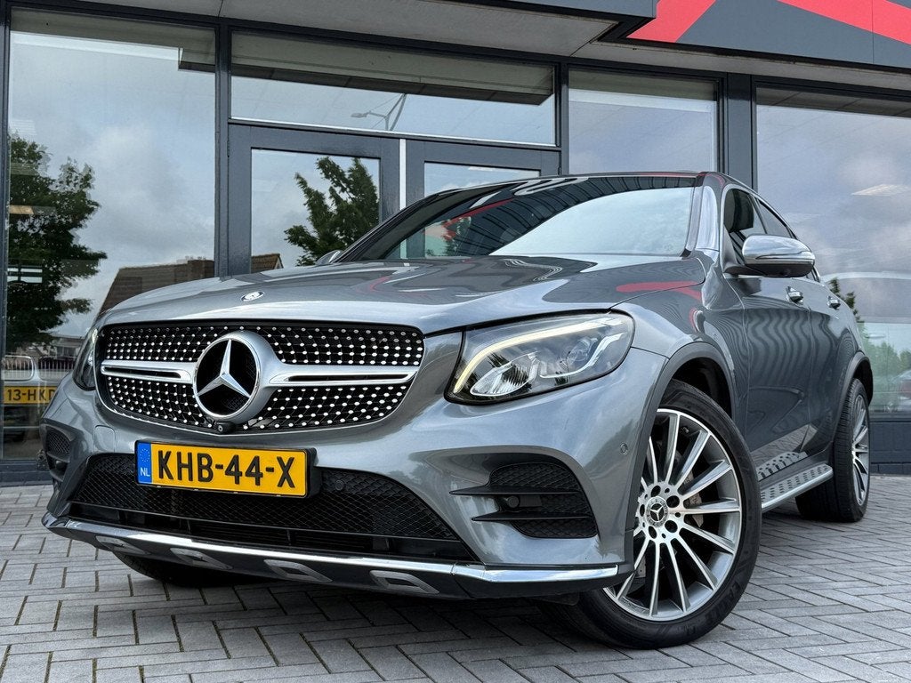 Mercedes-Benz GLC-klasse Coupé 250 4MATIC AMG Kanteldak 360, Automaat, Gebruikt, Zwart, 4 cilinders