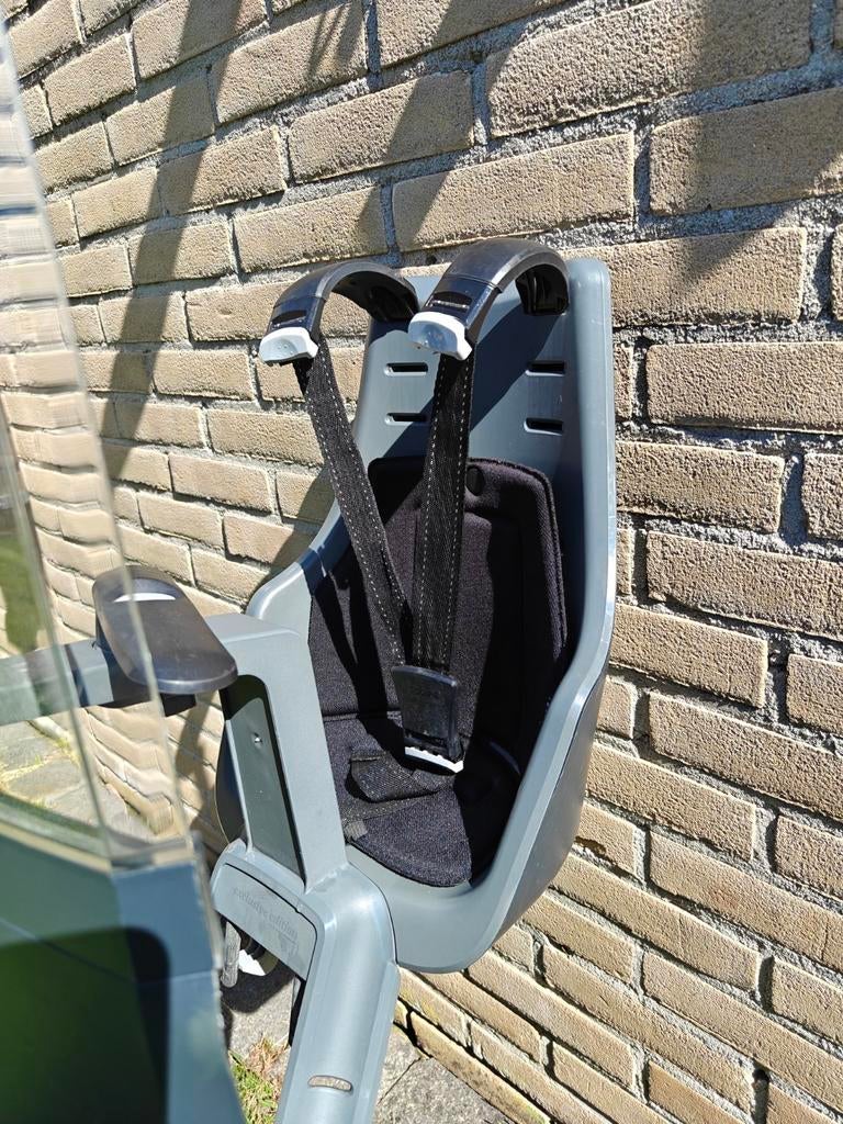 Bobike Voorzitje Urban Grey + 2 Montageblokjes, Ophalen