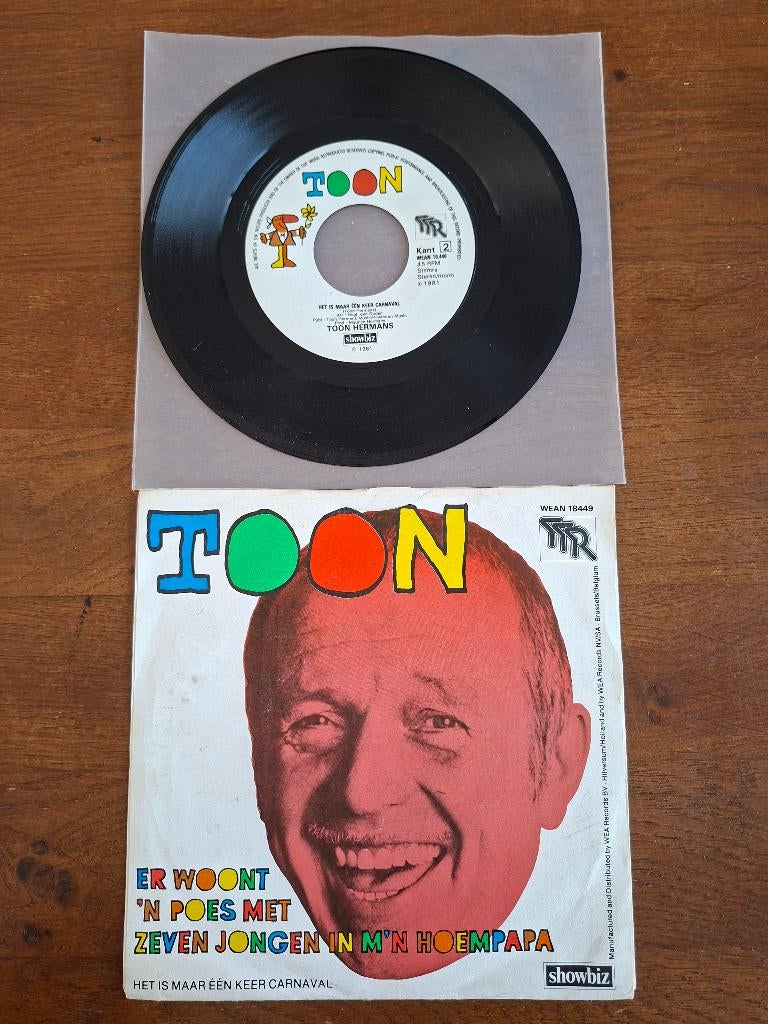 Toon ,er woont 'n poes met zeven jongen in m'n hoempapa, Cd's en Dvd's, 7 inch, Ophalen of Verzenden, Zo goed als nieuw, Nederlandstalig