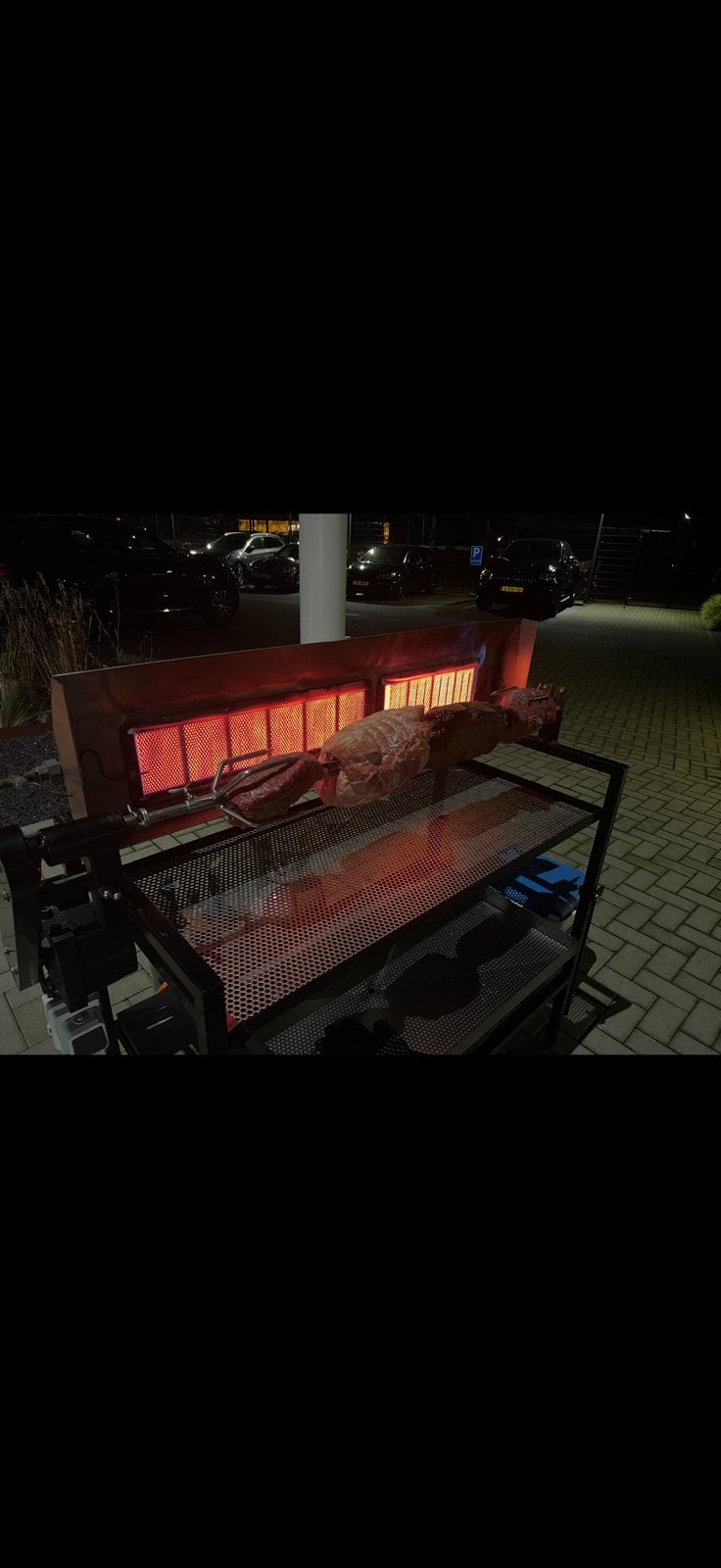 Gril/spit voor het grillen diverse soorten vlees ed, Ophalen, Zo goed als nieuw