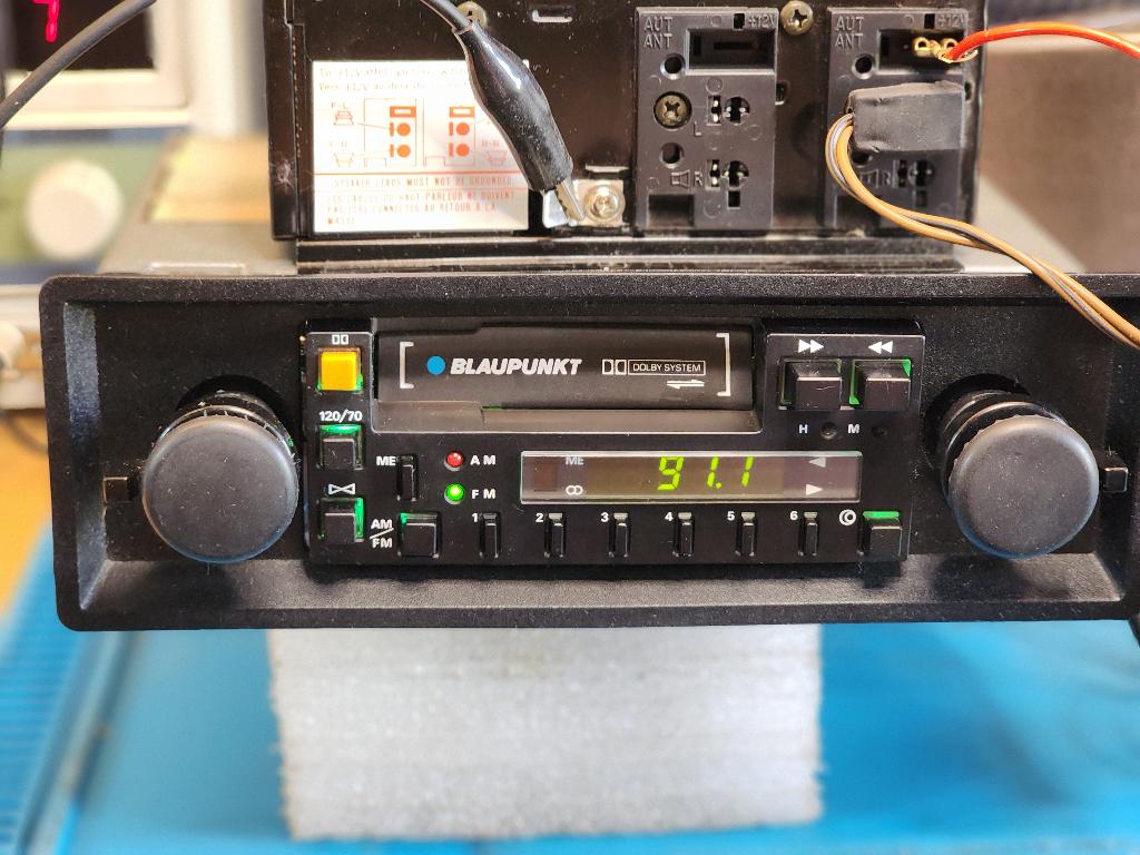 Blaupunkt CR-3001 radio met origineel Porsche 911 frontje, Verzenden, Gebruikt