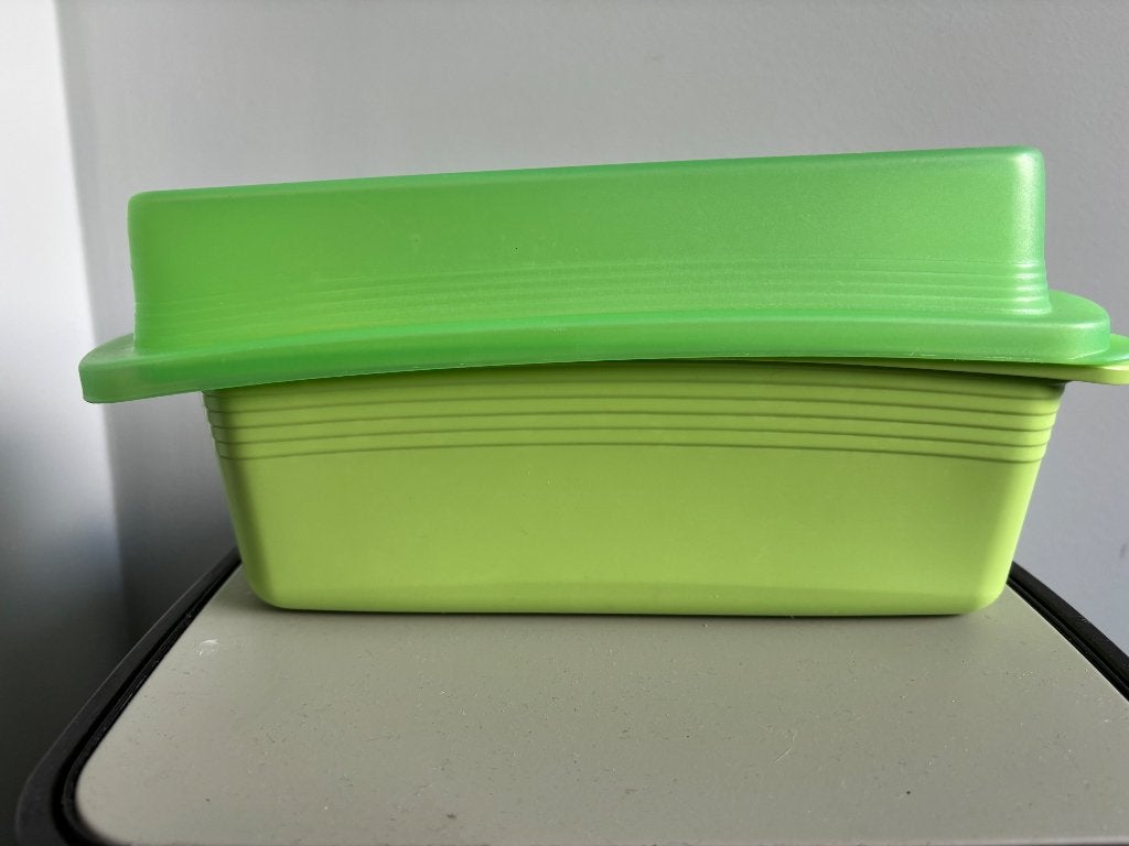 Tupperware vershoud doos met rooster, Ophalen, Bewaardoos, Zo goed als nieuw, Vaatwasserbestendig