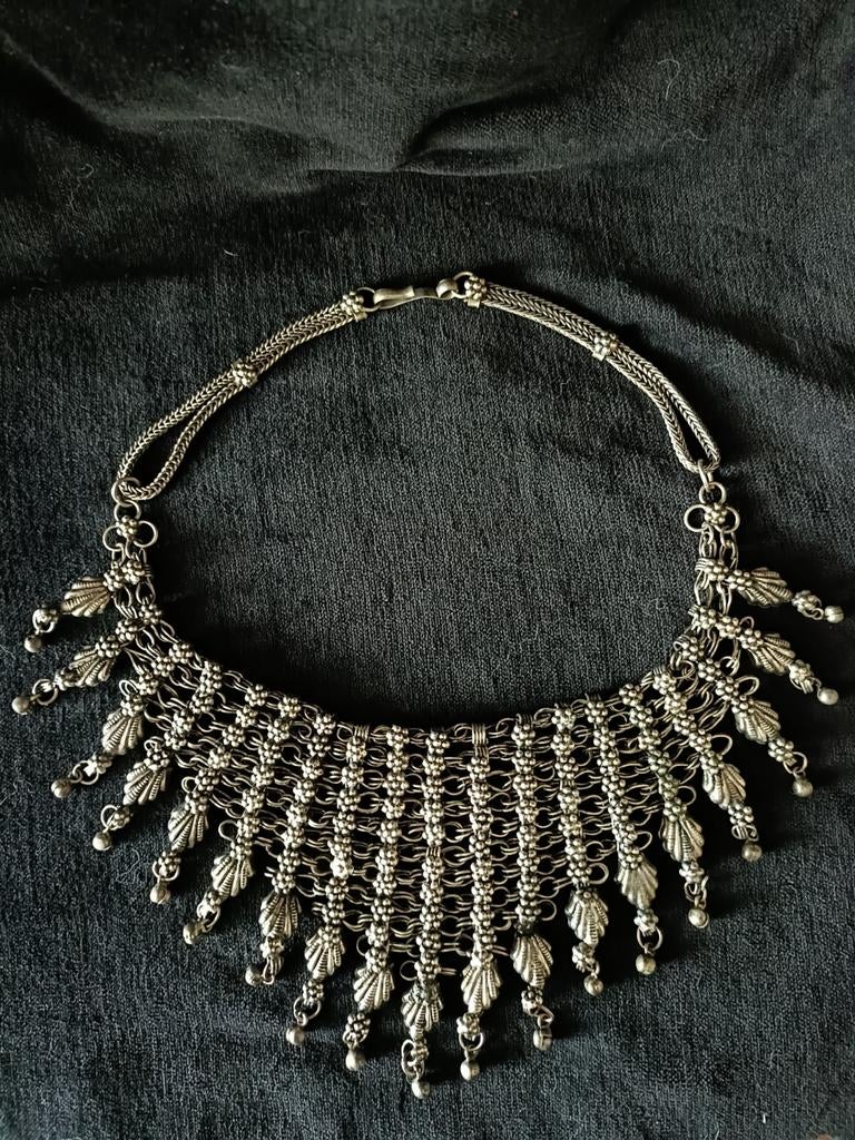 Oosterse Vintage Zilveren Ketting met Bladmotief, Ophalen of Verzenden, Gebruikt, Zilver, Zilver