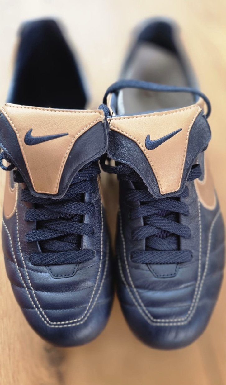 Nieuwe Nike Tiempo Mystic FG voetbalschoenen - Maat 40, Sport en Fitness, Voetbal, Ophalen of Verzenden, Nieuw, Schoenen
