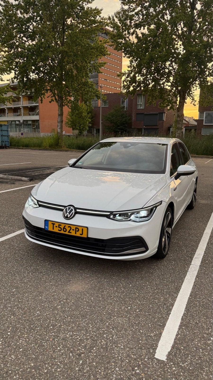 Volkswagen Golf 1.5 Etsi 150pk 7-DSG 2020 Wit FULL OPTION, 1498 cc, 4 cilinders, Wit, Parkeerassistent